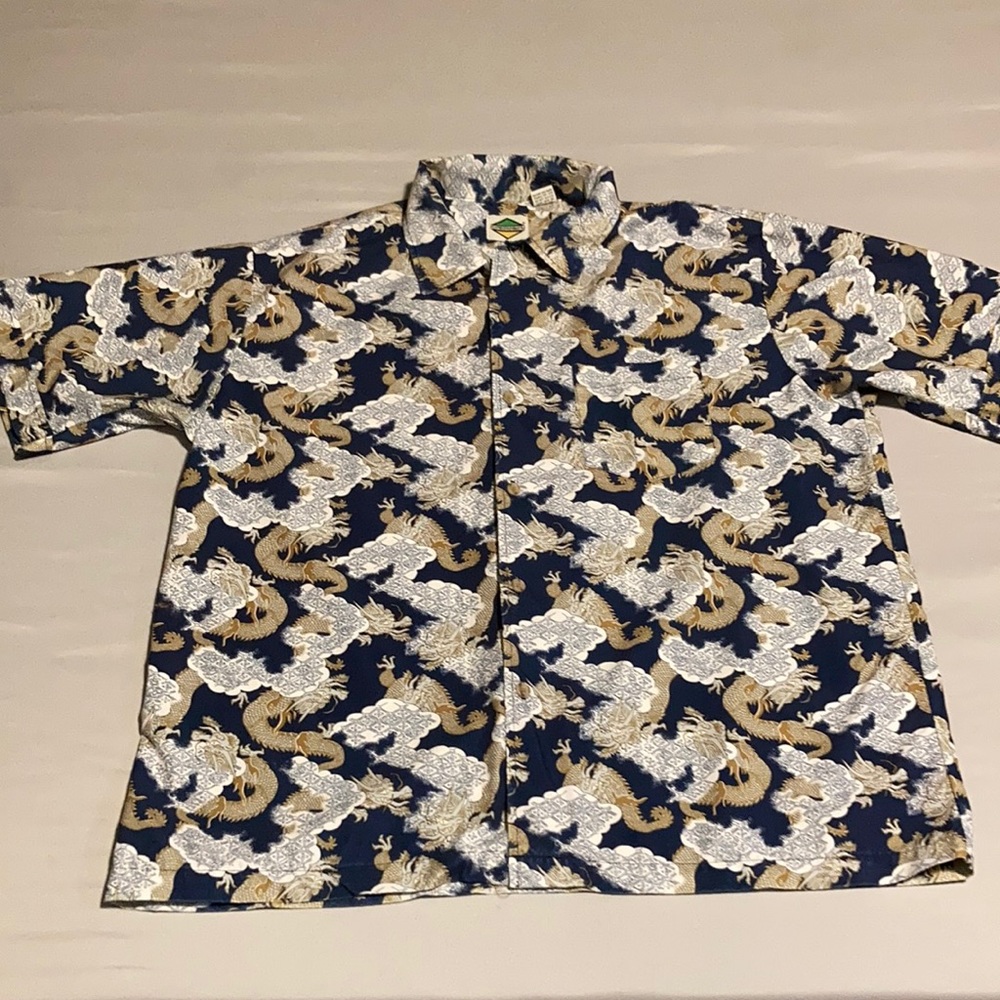 FlipBox Men’s XL Hawaiian Style Dragon Short Sleeve Button Up Shirt
